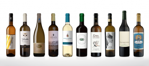 Seleção de vinhos brancos do Tejo para brindar ao verão